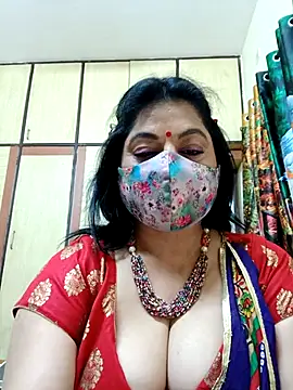 Snapshot of Ratna-777 chatting on 11.22.25 Ratna-777 online show from 11.22.25