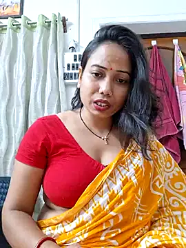 Snapshot of DREAM_GIRL-30 chatting on 02.26.25 DREAM GIRL-30 online show from 02.26.25
