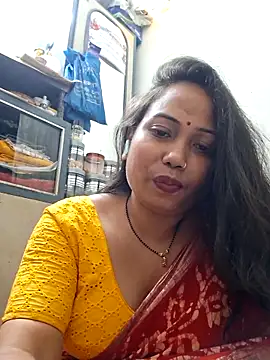 Snapshot of DREAM_GIRL-30 chatting on 10.24.25 DREAM GIRL-30 online show from 10.24.25