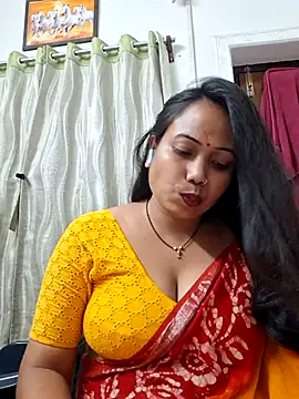 Snapshot of DREAM_GIRL-30 chatting on 11.12.25 DREAM GIRL-30 online show from 11.12.25