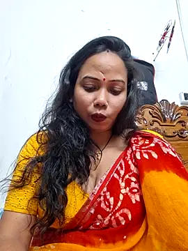 Snapshot of DREAM_GIRL-30 chatting on 11.15.25 DREAM GIRL-30 online show from 11.15.25