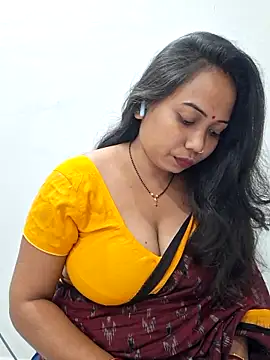 Snapshot of DREAM_GIRL-30 chatting on 11.29.25 DREAM GIRL-30 online show from 11.29.25