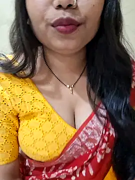 Snapshot of DREAM_GIRL-30 chatting on 12.16.25 DREAM GIRL-30 online show from 12.16.25