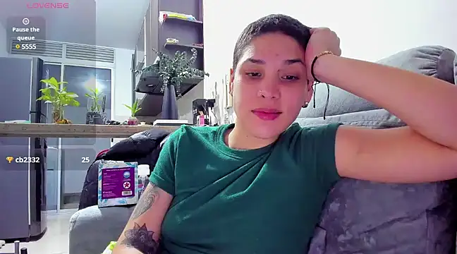 Charlee pink online show from 02.16.25