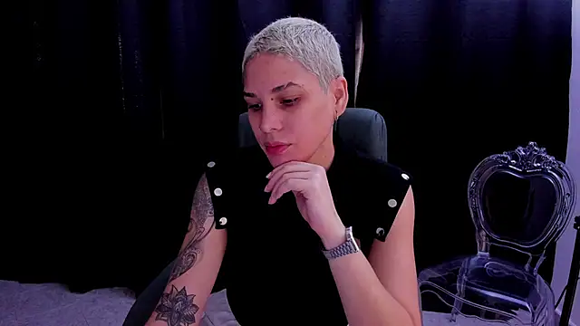 Charlee pink online show from 09.17.25