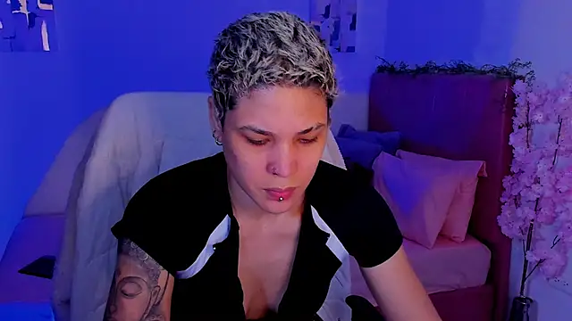 Charlee pink online show from 10.28.25