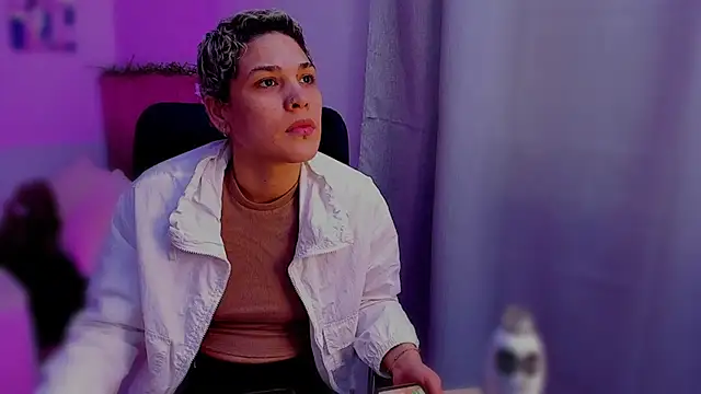 Charlee pink online show from 11.13.25