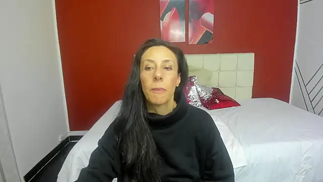 Snapshot of Abrillee1 chatting on 02.28.25 Abrillee1 online show from 02.28.25