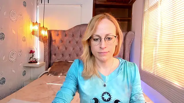 Snapshot of SammySanders chatting on 01.10.25 SammySanders online show from 01.10.25