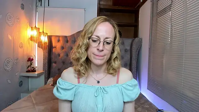 Snapshot of SammySanders chatting on 01.24.25 SammySanders online show from 01.24.25