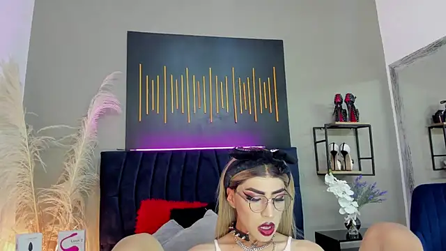 Snapshot of BrianaSchafer chatting on 01.28.25 BrianaSchafer online show from 01.28.25