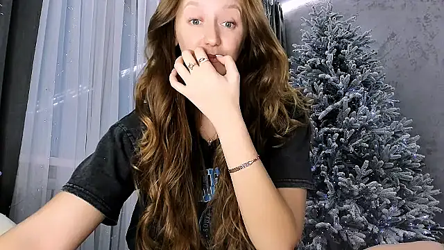 Snapshot of DreameSoul chatting on 12.18.25 DreameSoul online show from 12.18.25