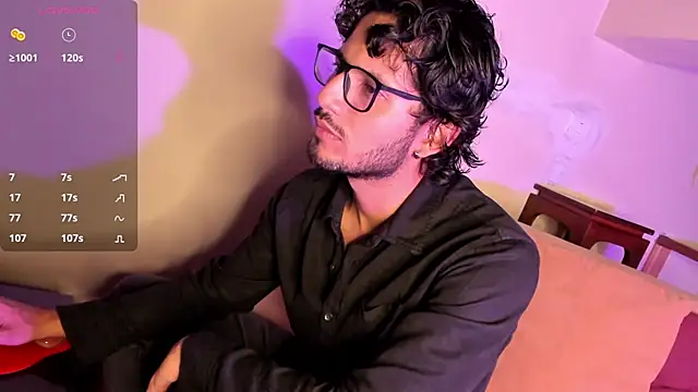 Snapshot of Nicholasrodrii chatting on 01.04.25 Nicholasrodrii online show from 01.04.25