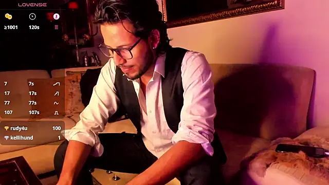 Snapshot of Nicholasrodrii chatting on 01.19.25 Nicholasrodrii online show from 01.19.25