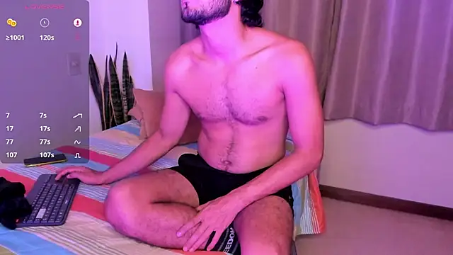 Snapshot of Nicholasrodrii chatting on 01.28.25 Nicholasrodrii online show from 01.28.25