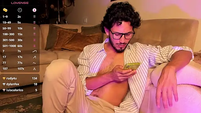 Snapshot of Nicholasrodrii chatting on 01.30.25 Nicholasrodrii online show from 01.30.25