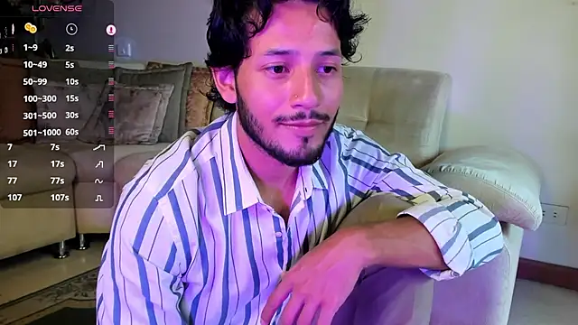 Snapshot of Nicholasrodrii chatting on 02.01.25 Nicholasrodrii online show from 02.01.25