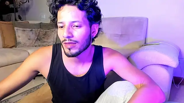 Snapshot of Nicholasrodrii chatting on 02.02.25 Nicholasrodrii online show from 02.02.25