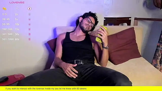 Snapshot of Nicholasrodrii chatting on 02.08.25 Nicholasrodrii online show from 02.08.25