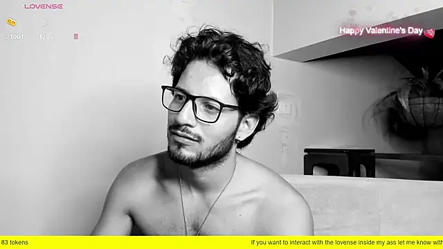 Snapshot of Nicholasrodrii chatting on 02.16.25 Nicholasrodrii online show from 02.16.25