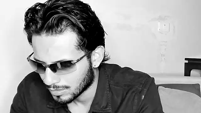 Snapshot of Nicholasrodrii chatting on 02.19.25 Nicholasrodrii online show from 02.19.25