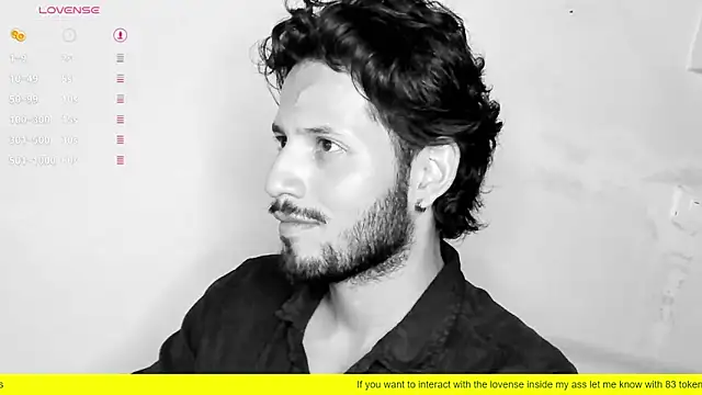 Snapshot of Nicholasrodrii chatting on 02.20.25 Nicholasrodrii online show from 02.20.25