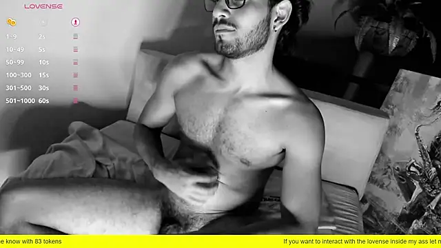 Snapshot of Nicholasrodrii chatting on 02.23.25 Nicholasrodrii online show from 02.23.25