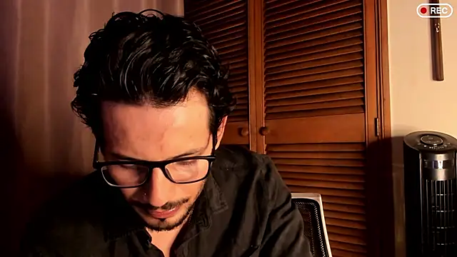 Snapshot of Nicholasrodrii chatting on 09.08.25 Nicholasrodrii online show from 09.08.25