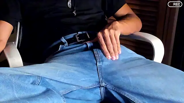 Snapshot of Nicholasrodrii chatting on 09.11.25 Nicholasrodrii online show from 09.11.25