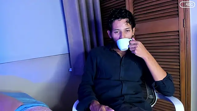 Snapshot of Nicholasrodrii chatting on 09.13.25 Nicholasrodrii online show from 09.13.25