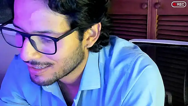 Snapshot of Nicholasrodrii chatting on 09.21.25 Nicholasrodrii online show from 09.21.25