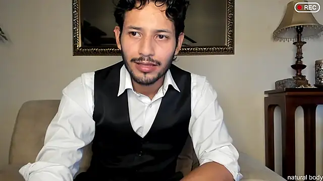 Snapshot of Nicholasrodrii chatting on 11.29.25 Nicholasrodrii online show from 11.29.25