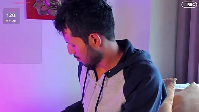 Snapshot of Nicholasrodrii chatting on 01.08.26 Nicholasrodrii online show from 01.08.26