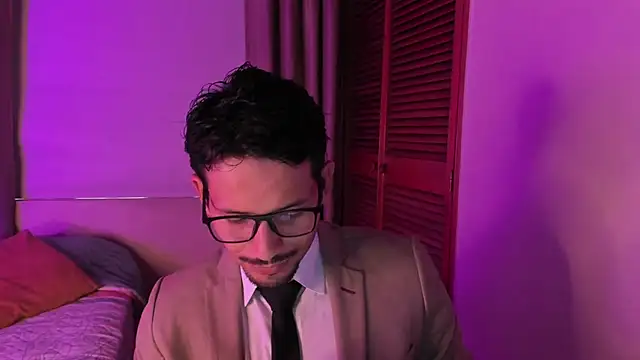 Snapshot of Nicholasrodrii chatting on 02.18.26 Nicholasrodrii online show from 02.18.26