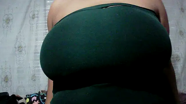 tripplexhoney101 online show from 11.10.25