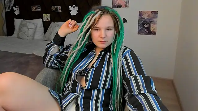 GloriaHylivi online show from 12.07.24