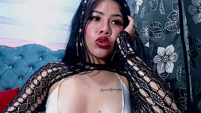 Snapshot of lily_jamesx chatting on 02.26.25 lily jamesx online show from 02.26.25