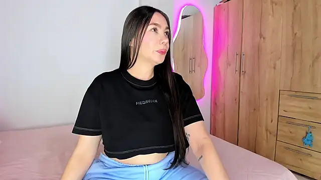 abbyquinn   online show from 06.25.26
