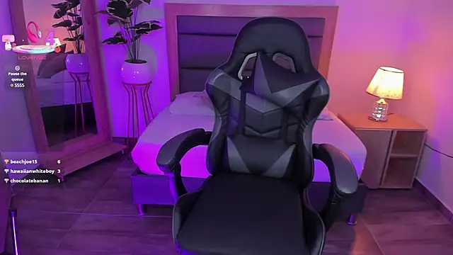 irantzu hank online show from 02.25.25