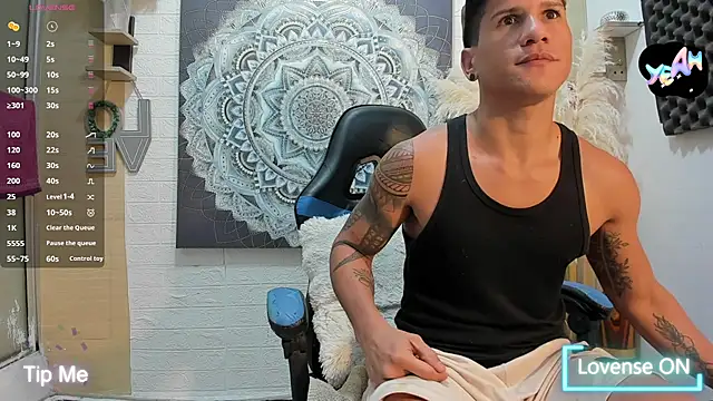 Snapshot of nakedfoam1 chatting on 02.18.26 nakedfoam1 online show from 02.18.26