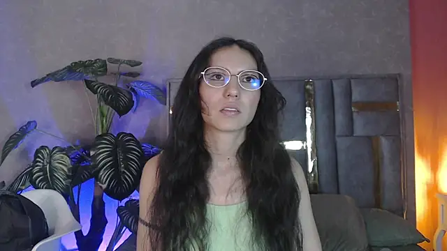 Snapshot of Bianca_ks chatting on 09.18.25 Bianca ks online show from 09.18.25