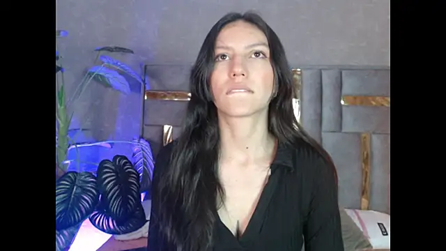 Snapshot of Bianca_ks chatting on 11.11.25 Bianca ks online show from 11.11.25