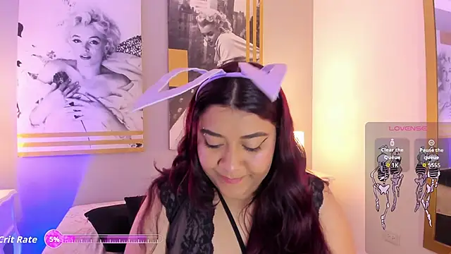 Snapshot of MeghanBurn chatting on 10.30.25 MeghanBurn online show from 10.30.25