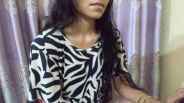 Srabontii online show from 10.17.25