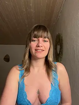 Snapshot of Milla__one chatting on 02.03.25 Milla  one online show from 02.03.25