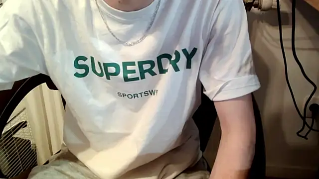 Snapshot of ElViko11 chatting on 02.12.25 ElViko11 online show from 02.12.25