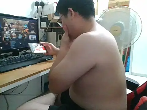 Snapshot of shyboymasturbation chatting on 12.26.24 shyboymasturbation online show from 12.26.24