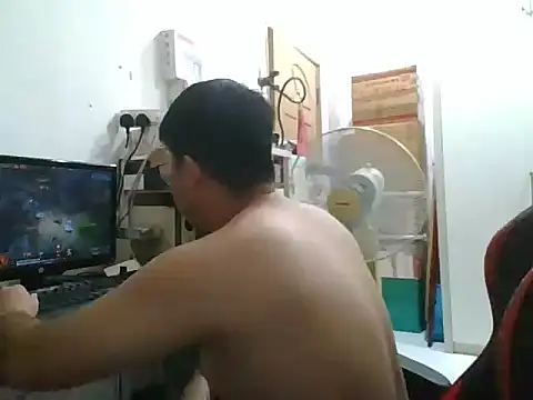 Snapshot of shyboymasturbation chatting on 01.26.25 shyboymasturbation online show from 01.26.25