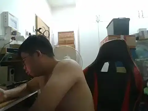 Snapshot of shyboymasturbation chatting on 03.02.25 shyboymasturbation online show from 03.02.25