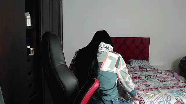 kayla k18 online show from 02.02.25